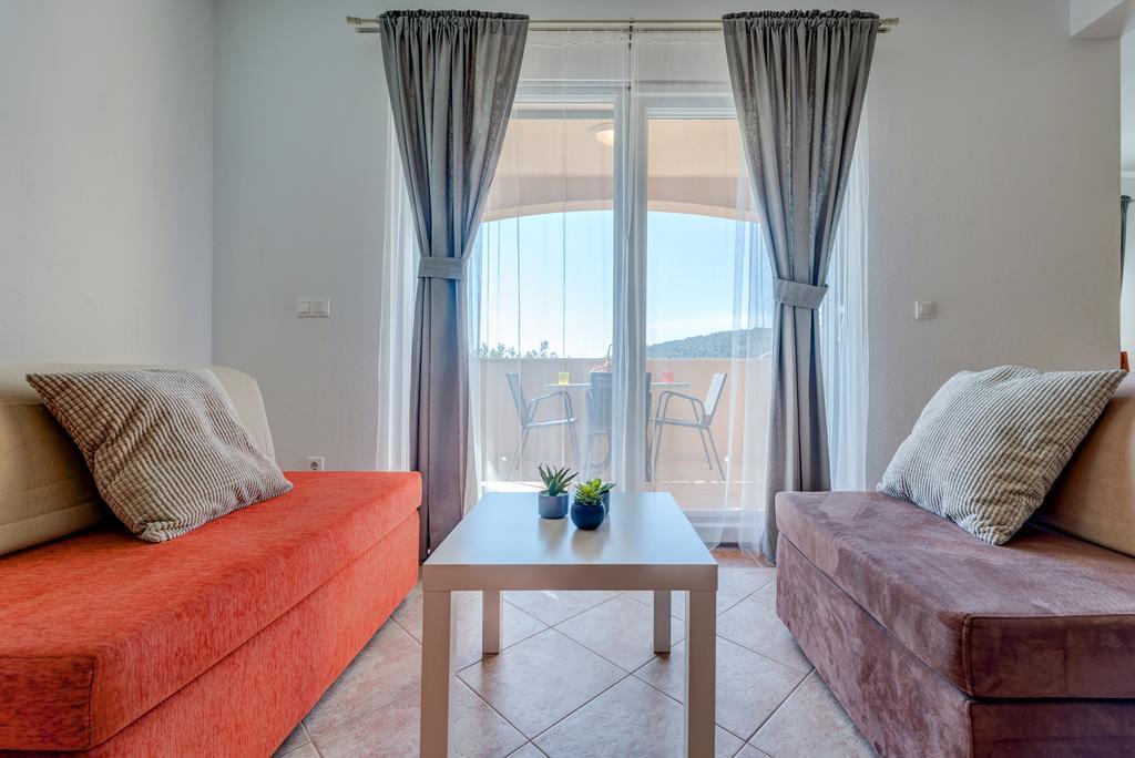 Holiday Home Mirna Vala Sevid Exterior photo